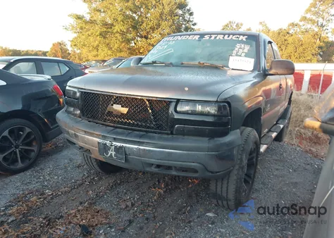 2000 Chevrolet Silverado 1500 Ls из США, поврежденный, VIN 2GCEK19T4Y1158571